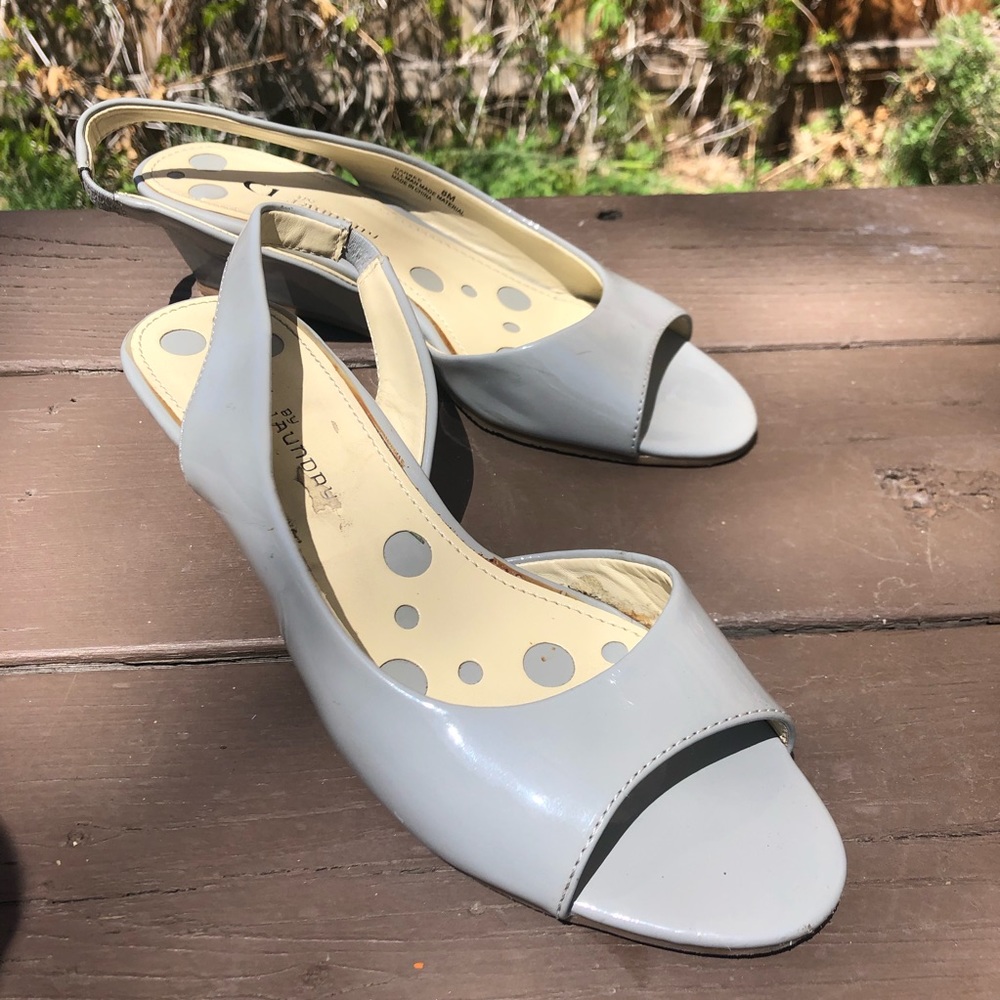Dove gray open toe wedges